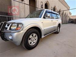 ميتسوبيشي باجيرو